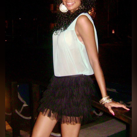 Sleeveless blouse - Picture 4 of 4